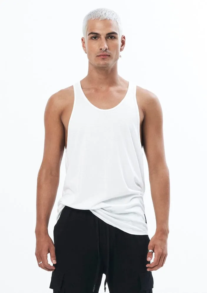 CREATURE SINGLET IN WHITE