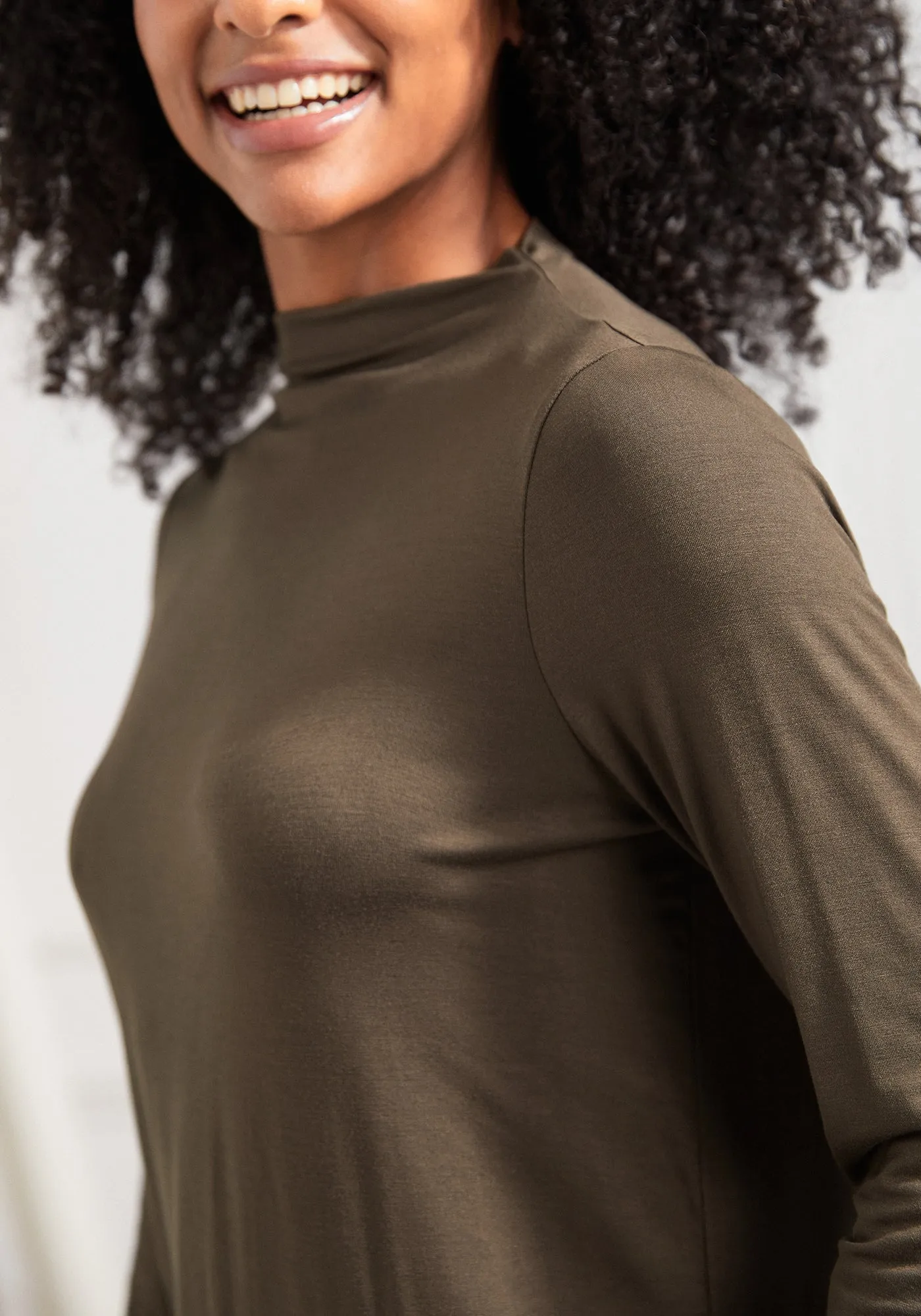 Essential Long Sleeve Mockneck (Brown)