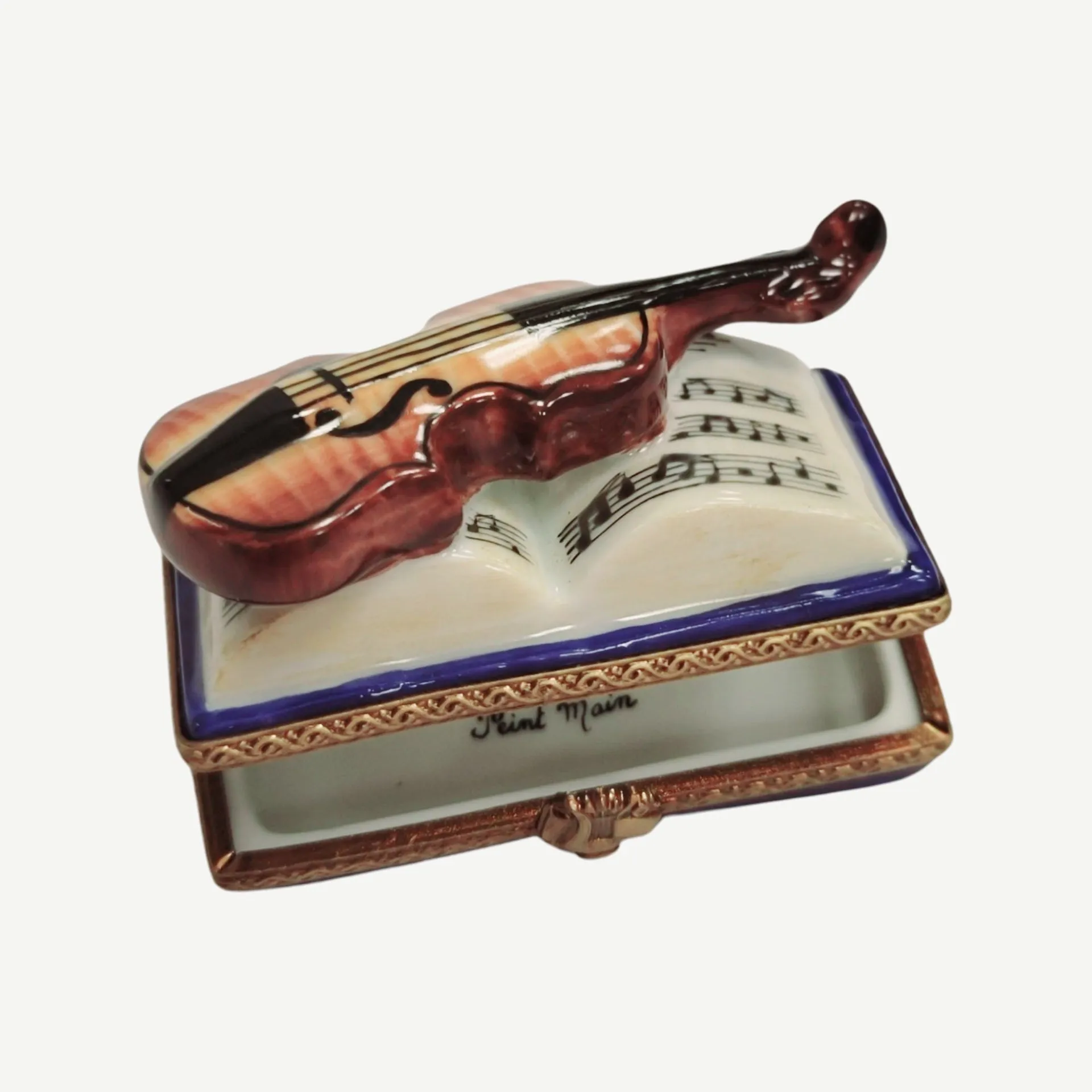 Violin on Book